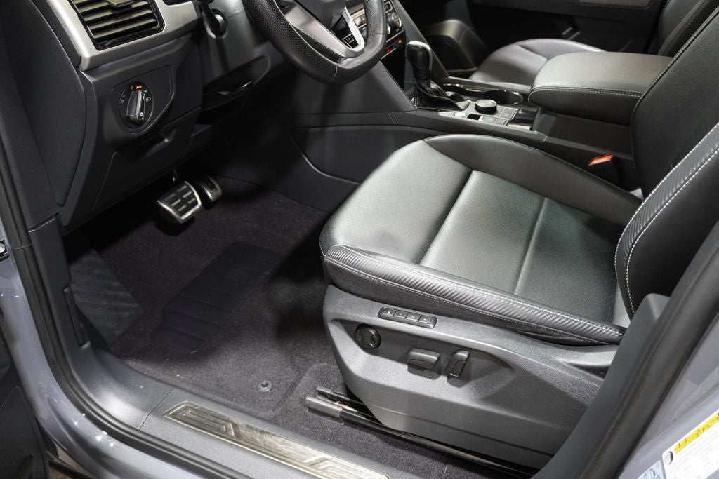 2021 Volkswagen Atlas Cross Sport 3.6L V6 SEL R-Line