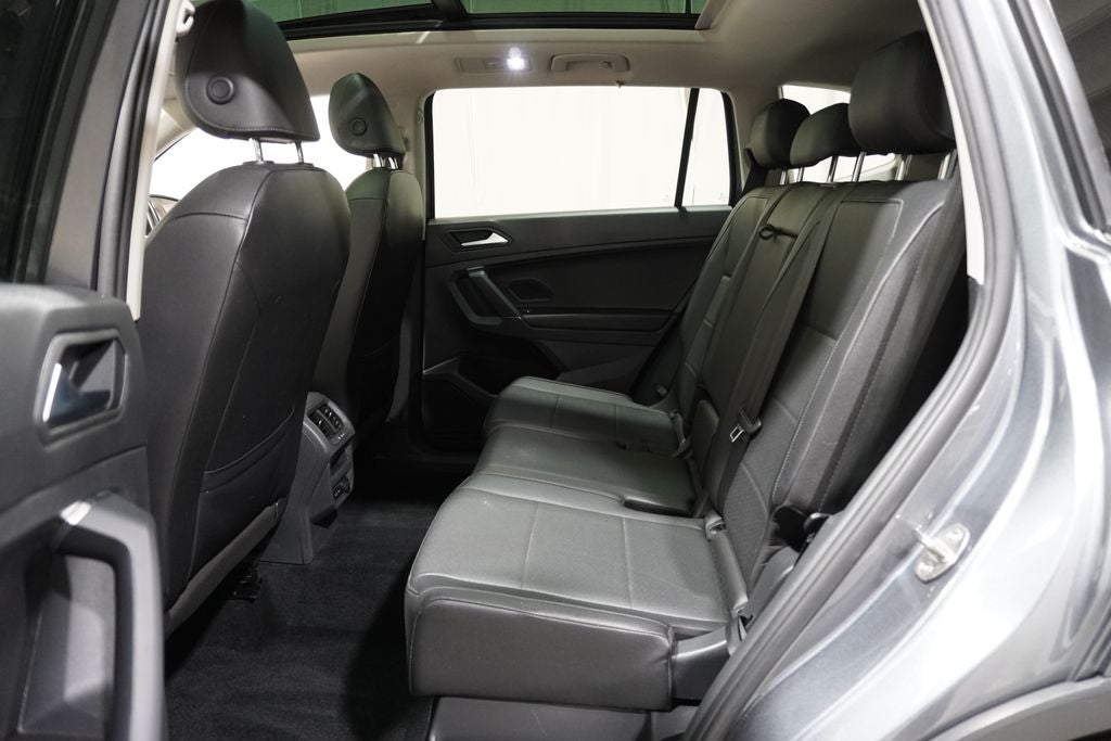 2021 Volkswagen Atlas Cross Sport 3.6L V6 SEL R-Line