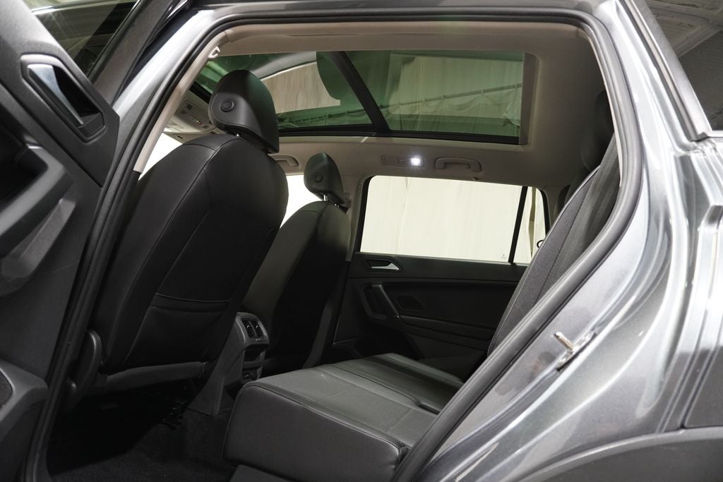 2021 Volkswagen Atlas Cross Sport 3.6L V6 SEL R-Line