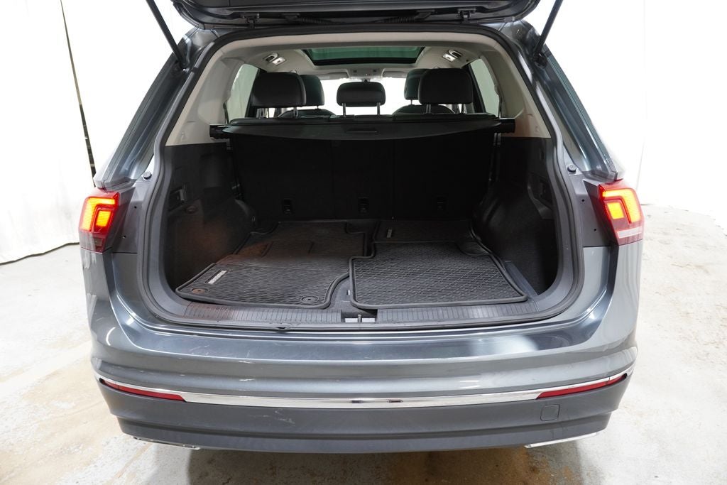 2021 Volkswagen Atlas Cross Sport 3.6L V6 SEL R-Line