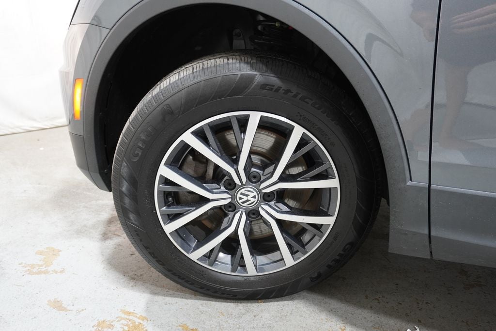 2021 Volkswagen Atlas Cross Sport 3.6L V6 SEL R-Line