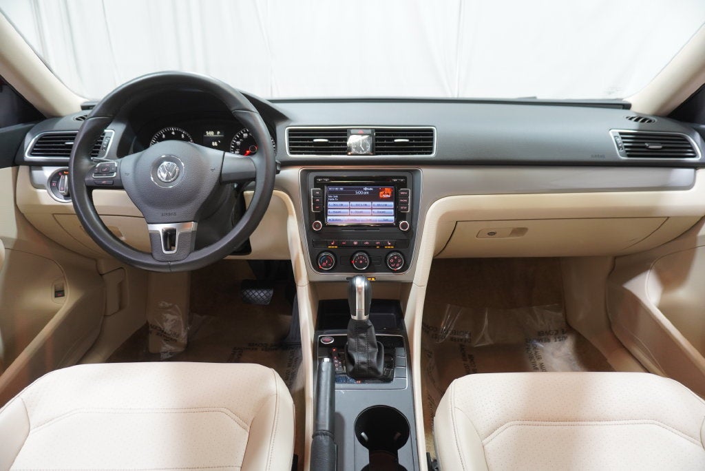2015 Volkswagen Passat 1.8T Limited Edition