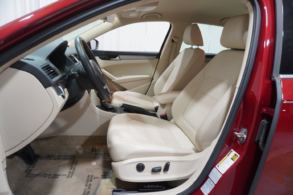 2015 Volkswagen Passat 1.8T Limited Edition