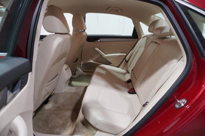 2015 Volkswagen Passat 1.8T Limited Edition