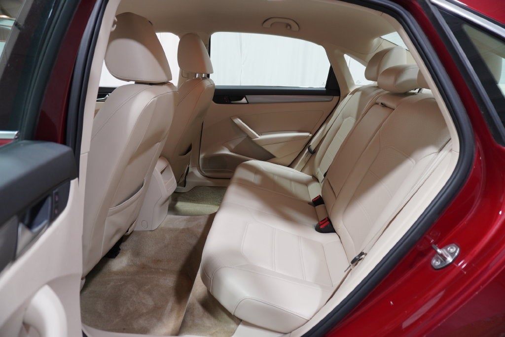 2015 Volkswagen Passat 1.8T Limited Edition