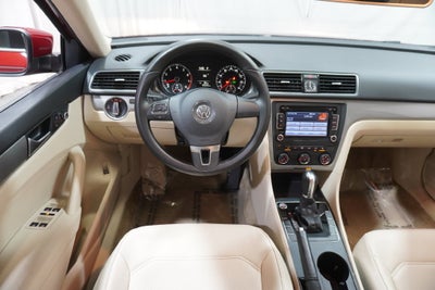 2015 Volkswagen Passat 1.8T Limited Edition
