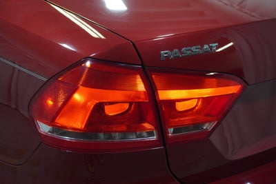 2015 Volkswagen Passat 1.8T Limited Edition