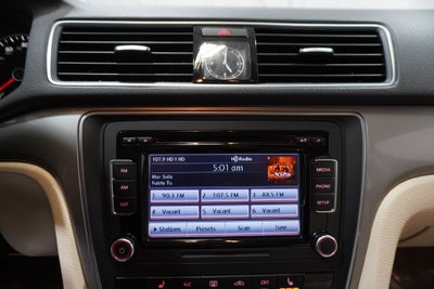 2015 Volkswagen Passat 1.8T Limited Edition