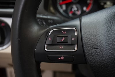 2015 Volkswagen Passat 1.8T Limited Edition