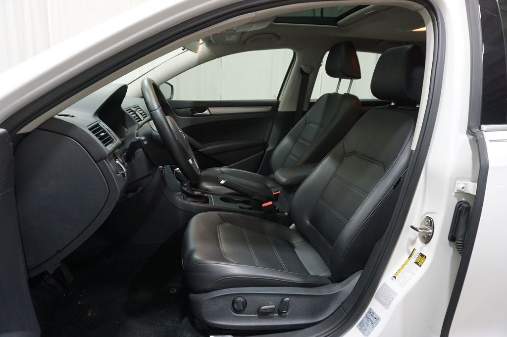 2015 Volkswagen Passat 1.8T Limited Edition