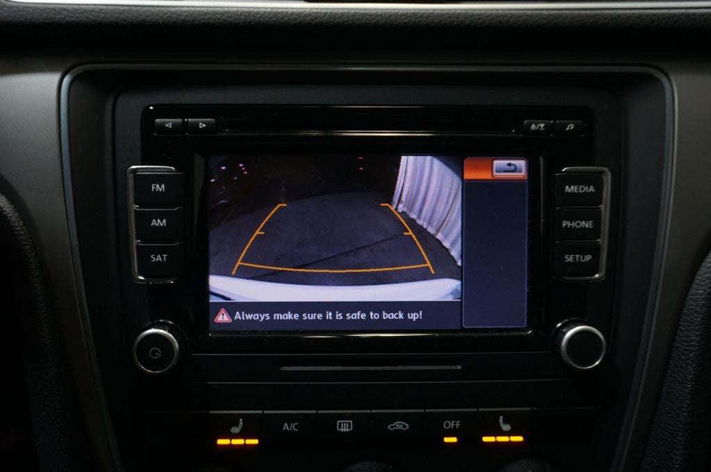 2015 Volkswagen Passat 1.8T Limited Edition