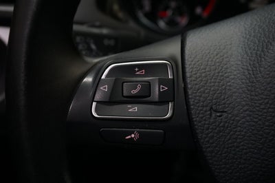 2015 Volkswagen Passat 1.8T Limited Edition