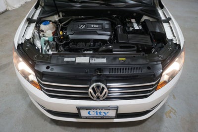 2015 Volkswagen Passat 1.8T Limited Edition