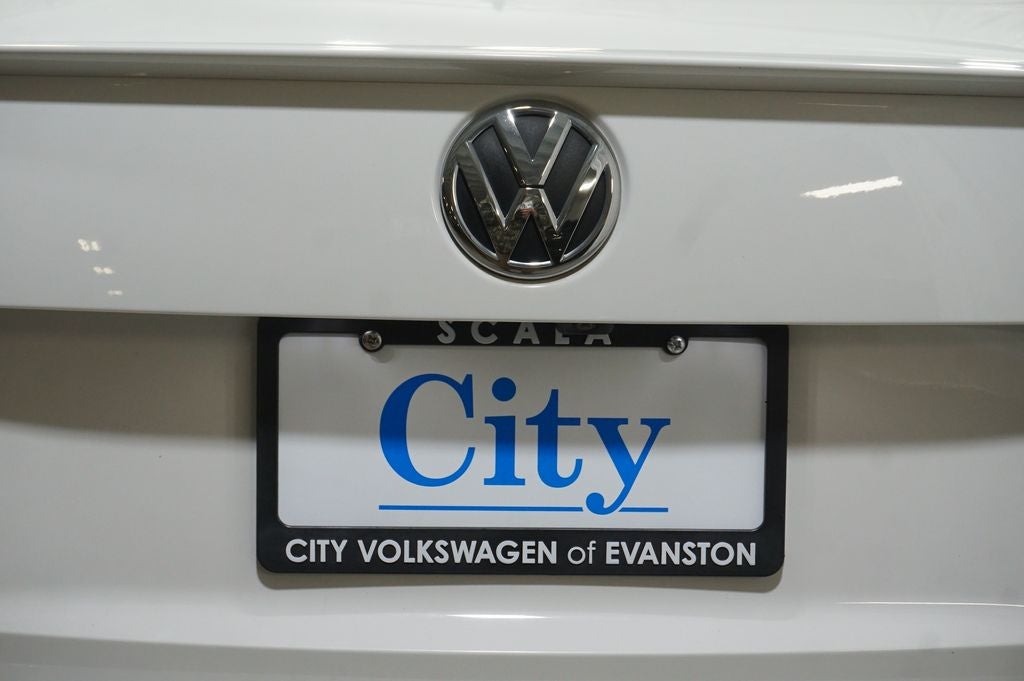 2015 Volkswagen Passat 1.8T Limited Edition