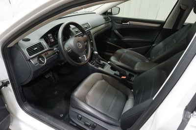 2015 Volkswagen Passat 1.8T Limited Edition