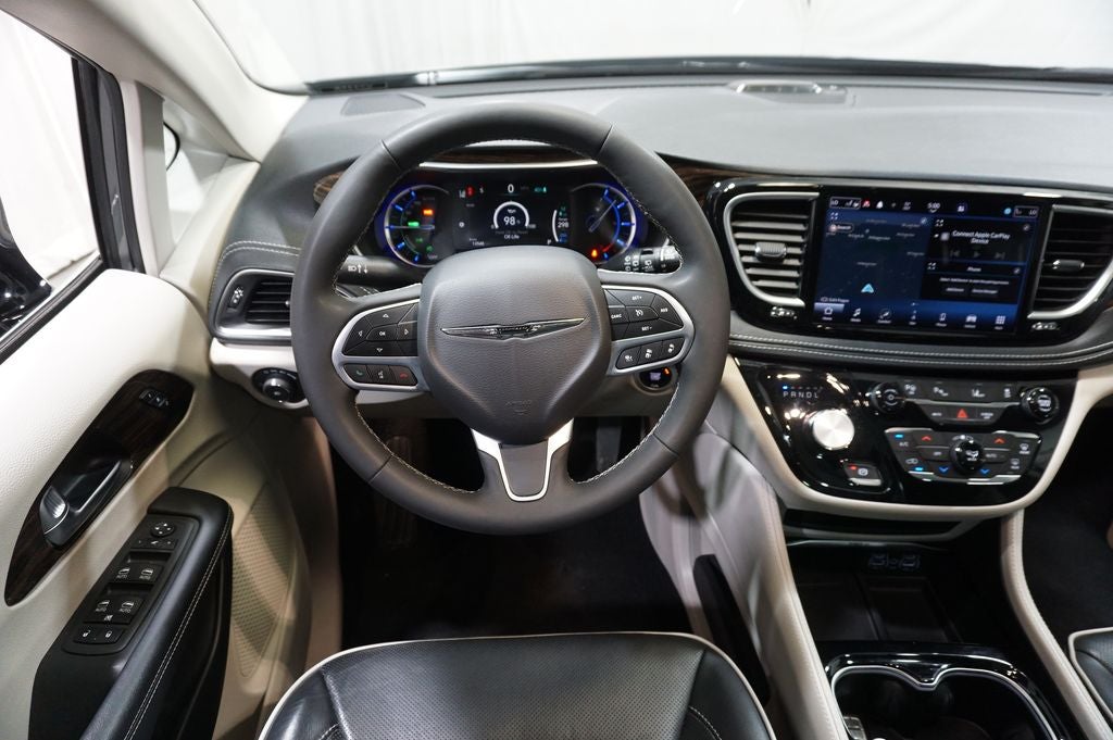 2023 Chrysler Pacifica Hybrid Limited