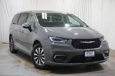 2023 Chrysler Pacifica Hybrid Limited