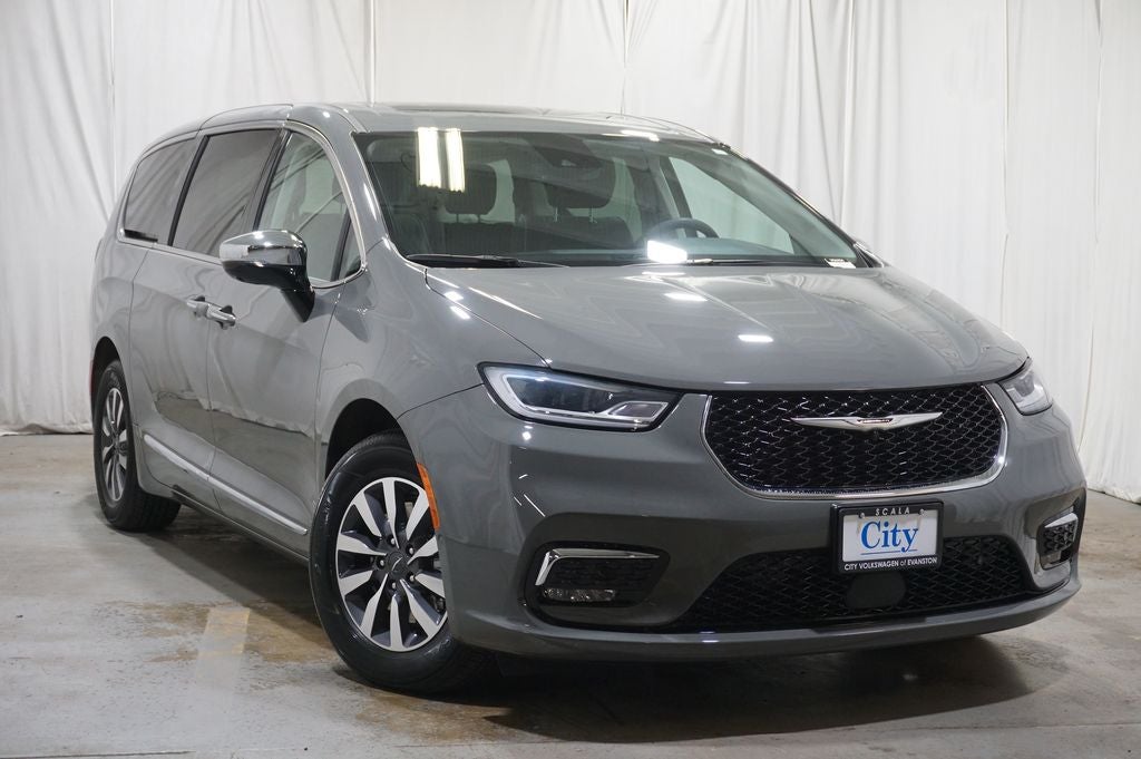 2023 Chrysler Pacifica Hybrid Limited