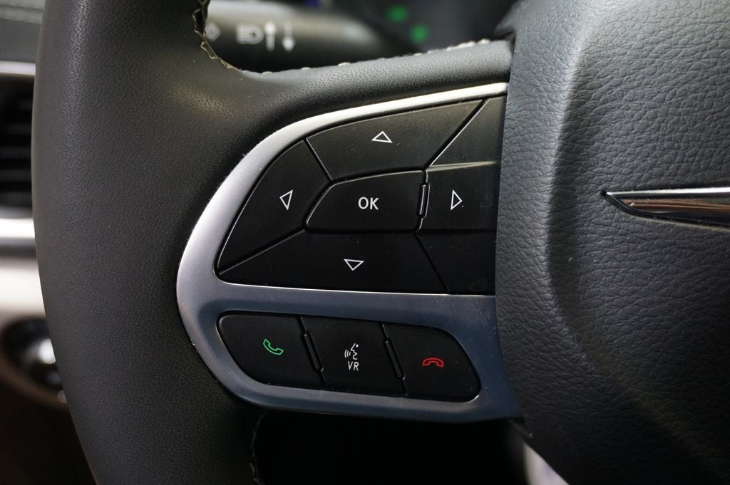 2023 Chrysler Pacifica Hybrid Limited