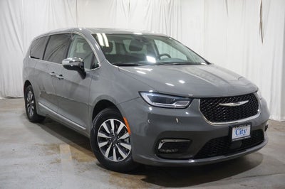 2023 Chrysler Pacifica Hybrid Limited