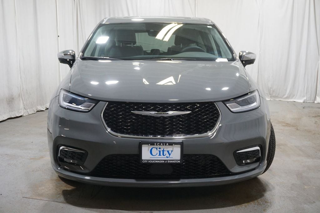 2023 Chrysler Pacifica Hybrid Limited