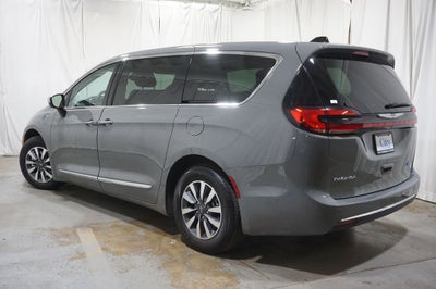 2023 Chrysler Pacifica Hybrid Limited