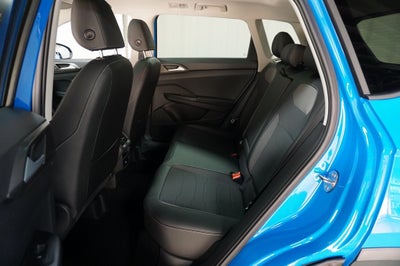 2025 Volkswagen Taos 1.5T SE Black