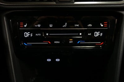 2025 Volkswagen Taos 1.5T SE Black