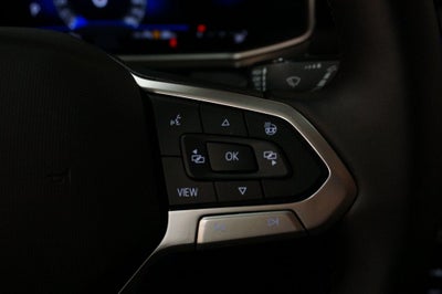 2025 Volkswagen Taos 1.5T SE Black