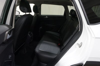 2026 Volkswagen Taos 1.5T SE Black