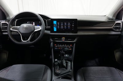 2026 Volkswagen Taos 1.5T SE Black