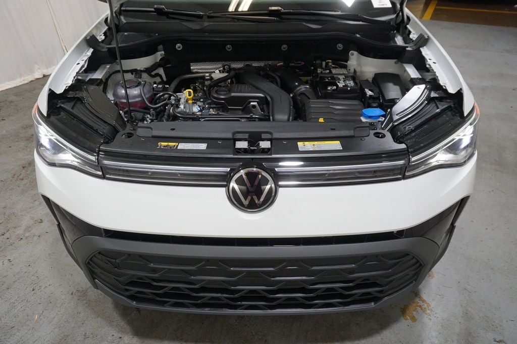 2026 Volkswagen Taos 1.5T SE Black