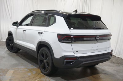 2026 Volkswagen Taos 1.5T SE Black