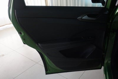 2025 Volkswagen Taos 1.5T SE Black