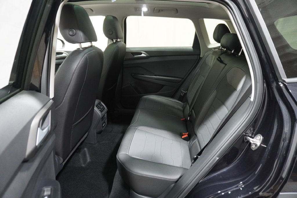 2027 Volkswagen Taos 1.5T SE Black