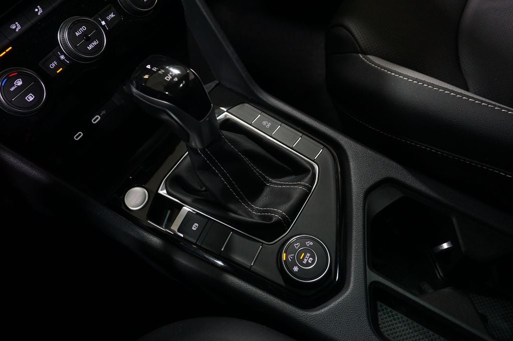 2023 Volkswagen Taos 1.5T SEL