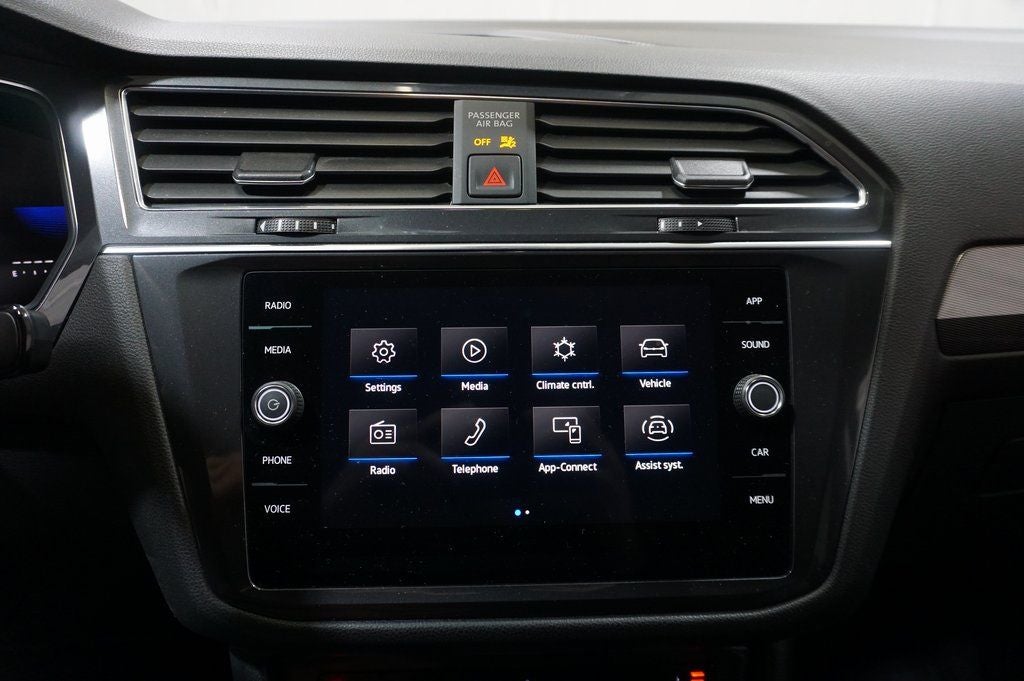 2023 Volkswagen Tiguan 2.0T SE