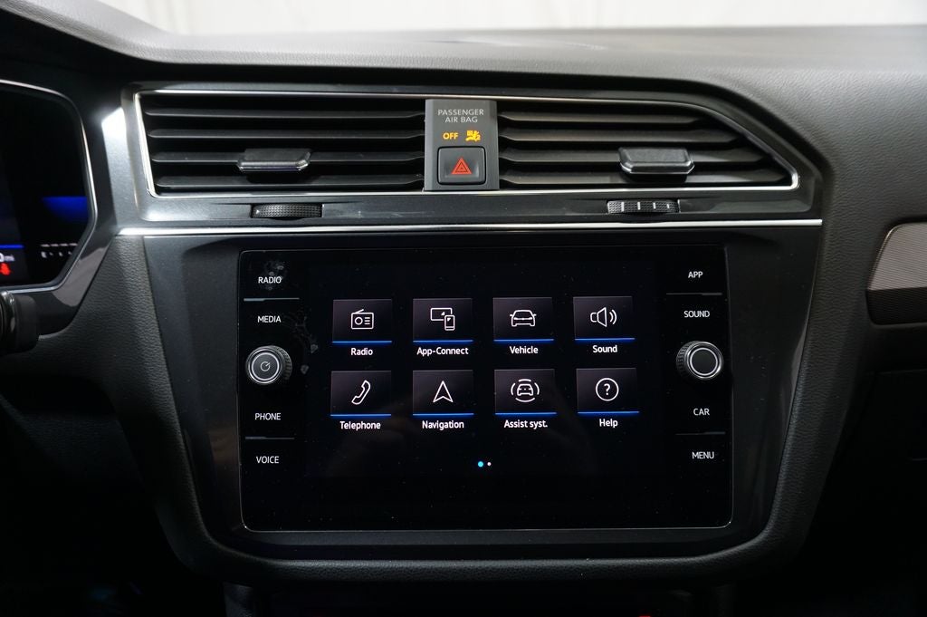 2023 Volkswagen Tiguan 2.0T SE