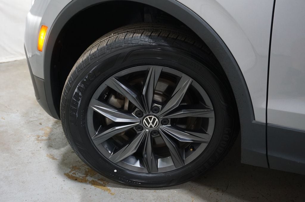 2023 Volkswagen Tiguan 2.0T SE