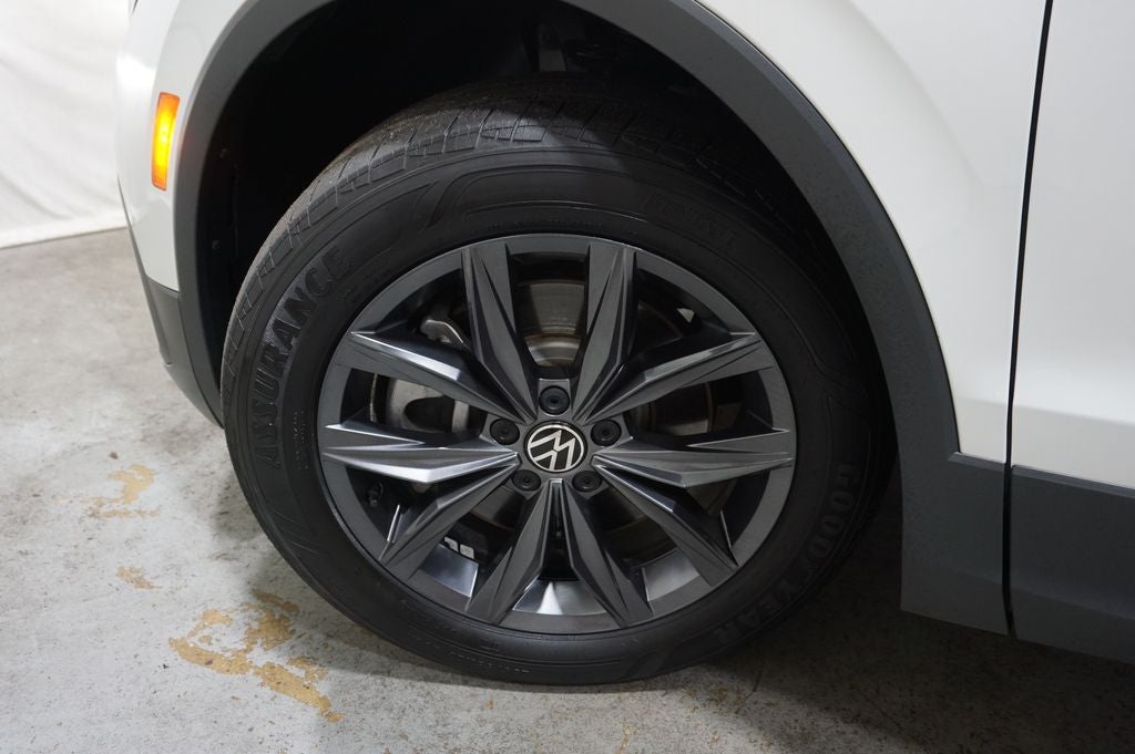2023 Volkswagen Tiguan 2.0T SE