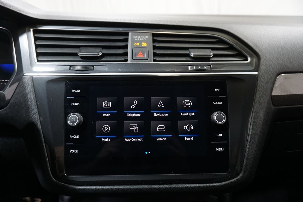 2023 Volkswagen Tiguan 2.0T SE