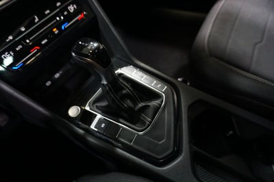 2025 Volkswagen Taos 1.5T SE Black