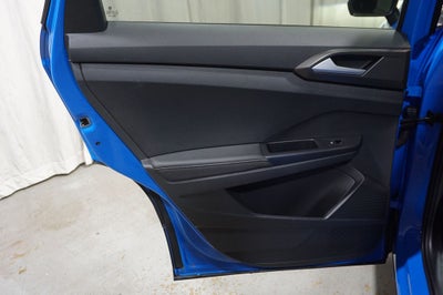 2025 Volkswagen Taos 1.5T SE Black