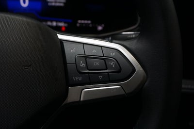 2025 Volkswagen Taos 1.5T SE Black