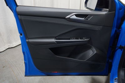 2025 Volkswagen Taos 1.5T SE Black