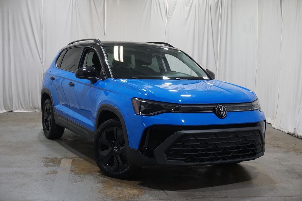2025 Volkswagen Taos 1.5T SE Black