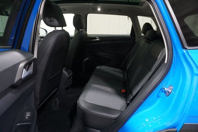 2025 Volkswagen Taos 1.5T SE Black