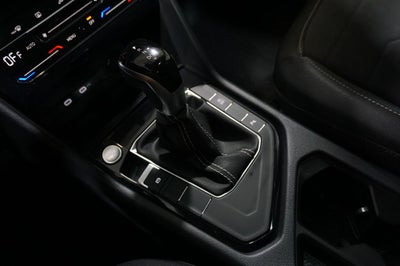 2025 Volkswagen Taos 1.5T SE Black