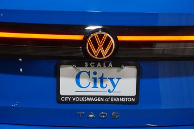 2025 Volkswagen Taos 1.5T SE Black