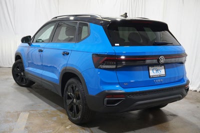 2025 Volkswagen Taos 1.5T SE Black
